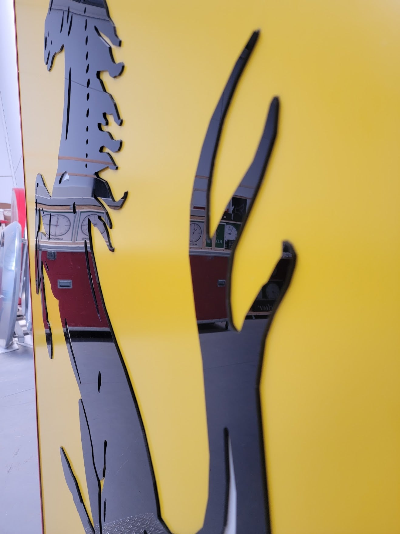 2013 Ferrari XXL official dealership illuminated sign
