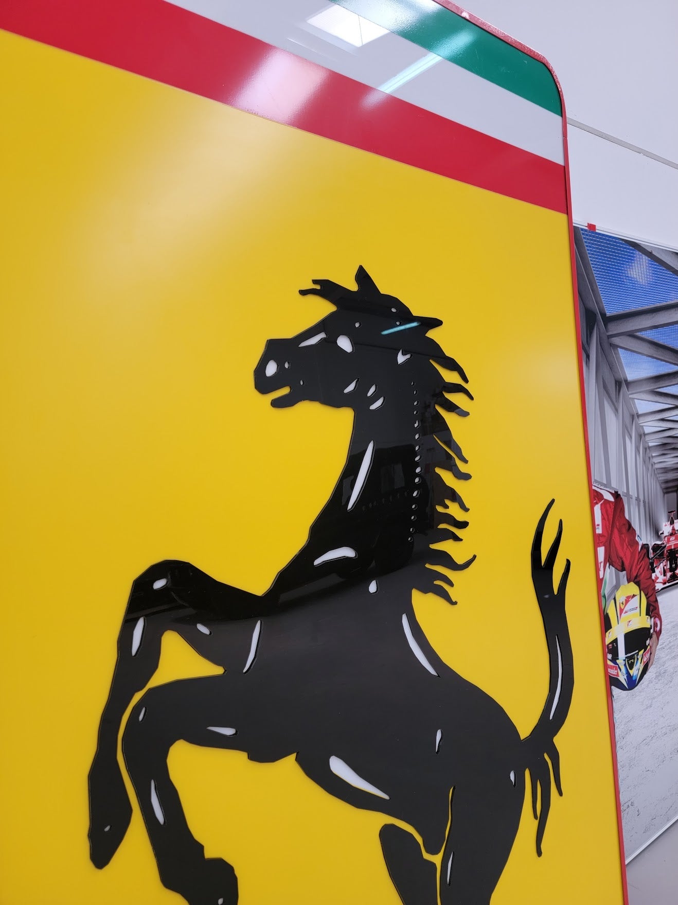 2013 Ferrari XXL official dealership illuminated sign