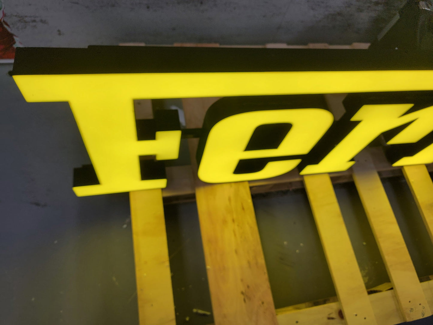 2005 Ferrari official dealer lettering illuminated sign