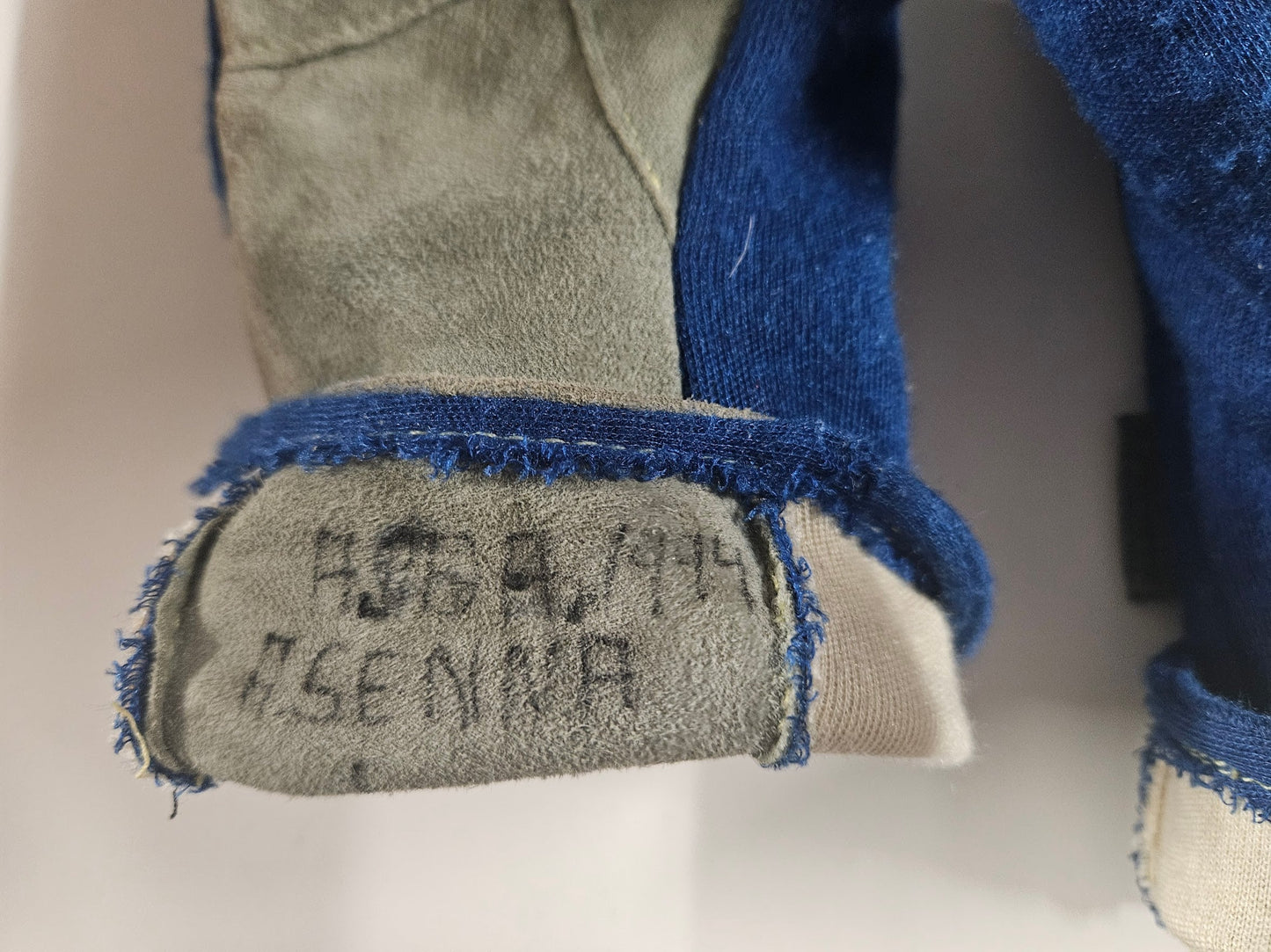1994 Ayrton Senna matching shoes and gloves signed AIDA GP