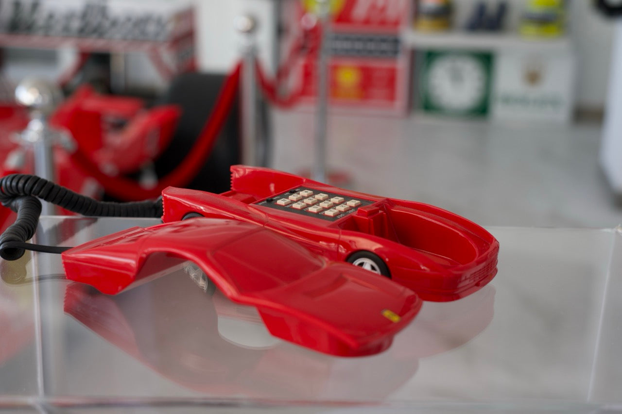 Ferrari Testarossa Telephone