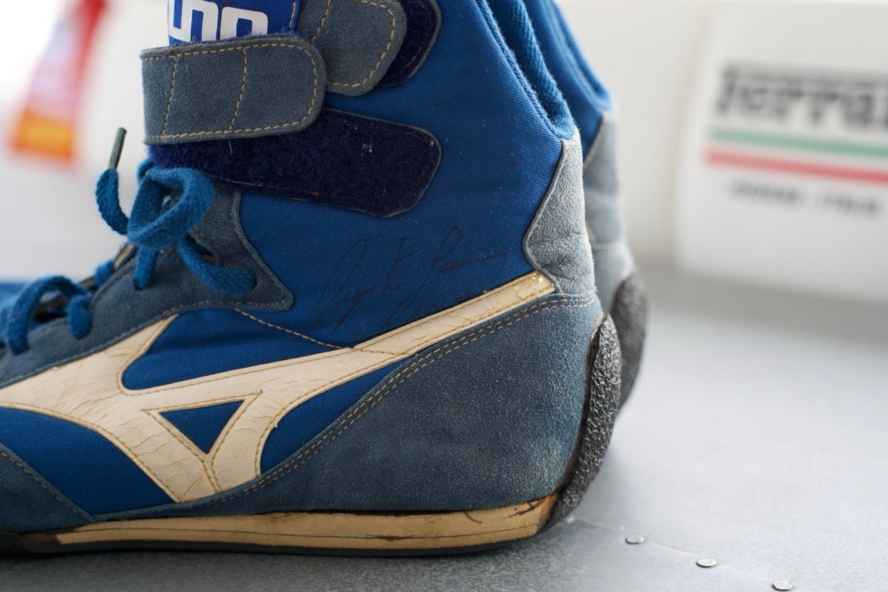 1994 Ayrton Senna matching shoes and gloves signed AIDA GP