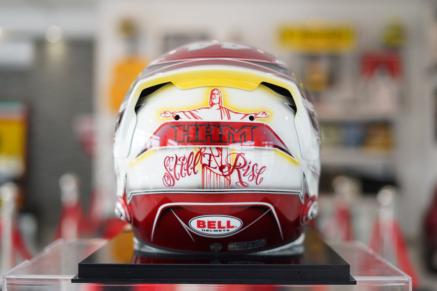 2019 Lewis Hamilton Official Bell Replica Helmet – Limited Edition (13 of 19)