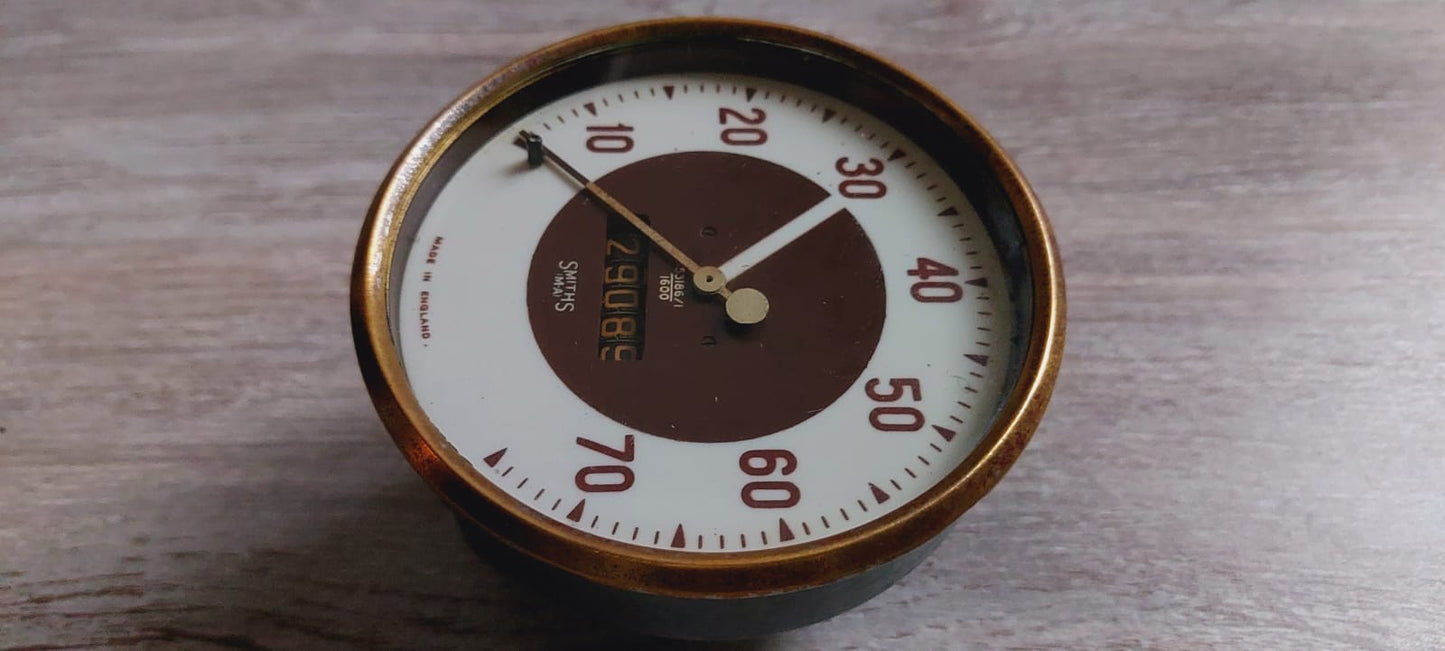 1970s Smith Standard 8 Speedometer