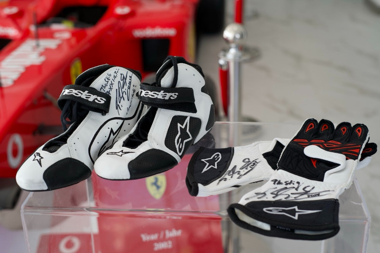 2009 The Stig Michael Schumacher gloves, shoes and helmet set