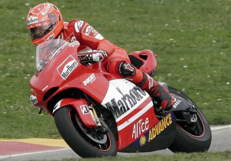 Michael Schumacher motorcycle gloves - Formula 1 Memorabilia