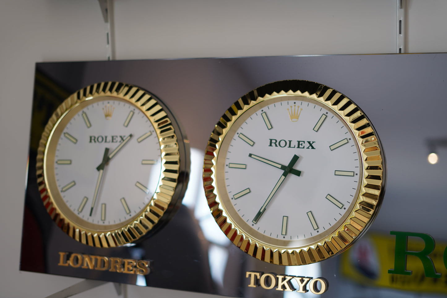 2000s Rolex official 4 time zone dealer illuminated sign