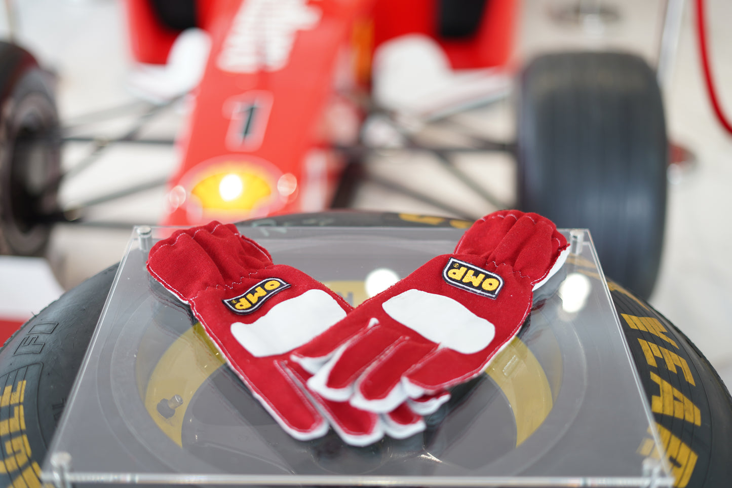 Ayrton Senna McLaren-Honda Replica Display Set