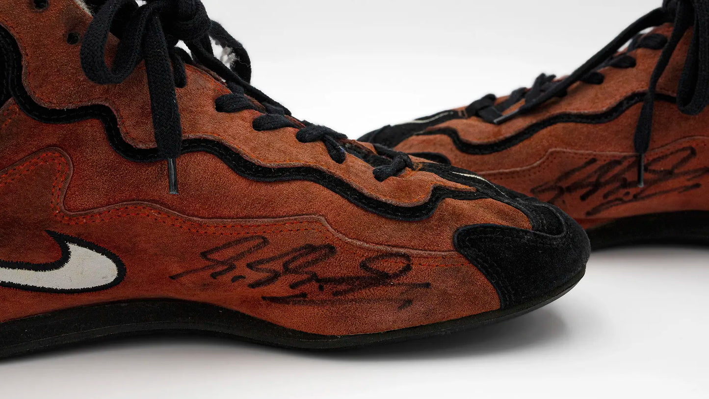 2001 Michael Schumacher Scuderia Ferrari Formula 1 Signed Nike Racing Boots